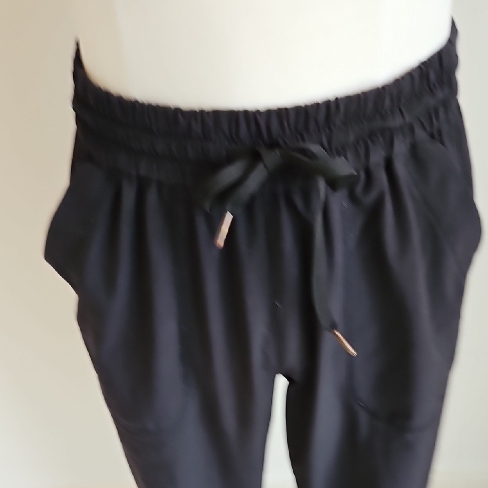 TNA Women's jogger Pants - Picture 3 of 4